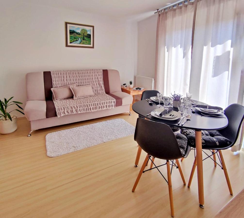 Apartments Sanja Rakovica Luaran gambar