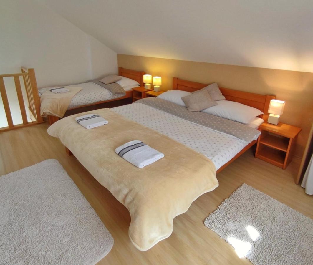 Apartments Sanja Rakovica Luaran gambar