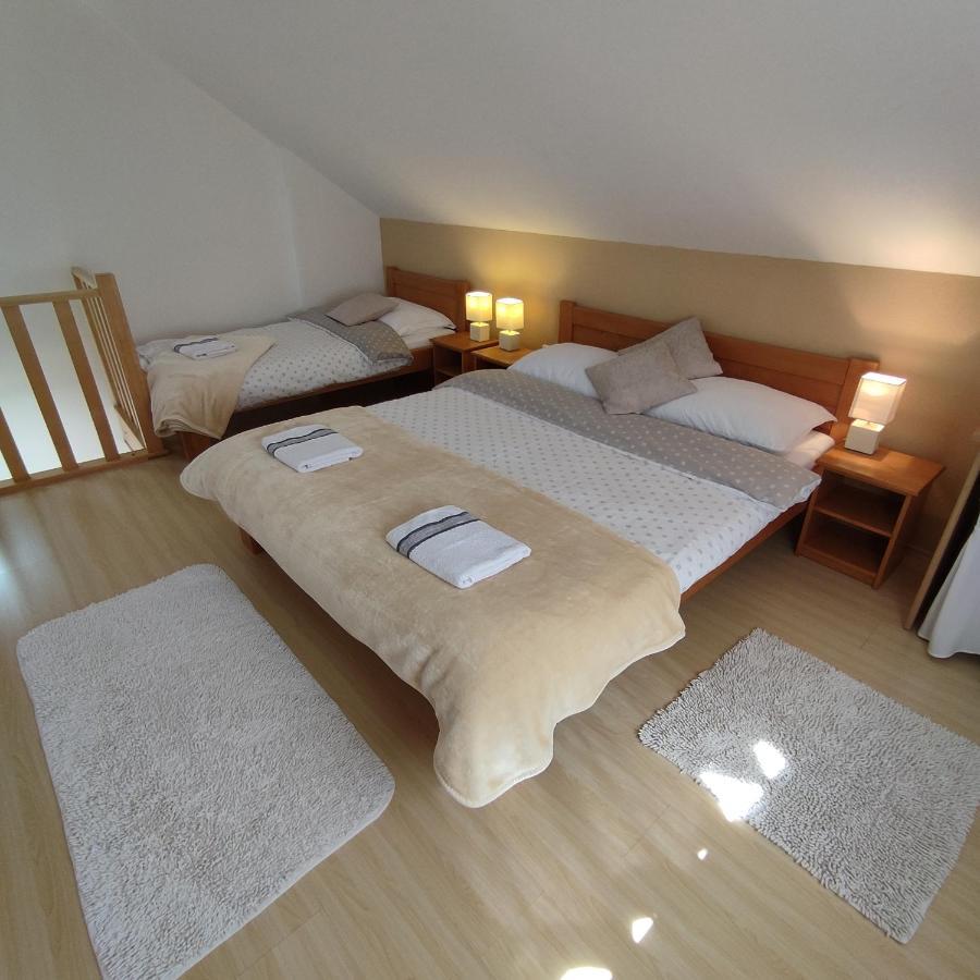 Apartments Sanja Rakovica Luaran gambar