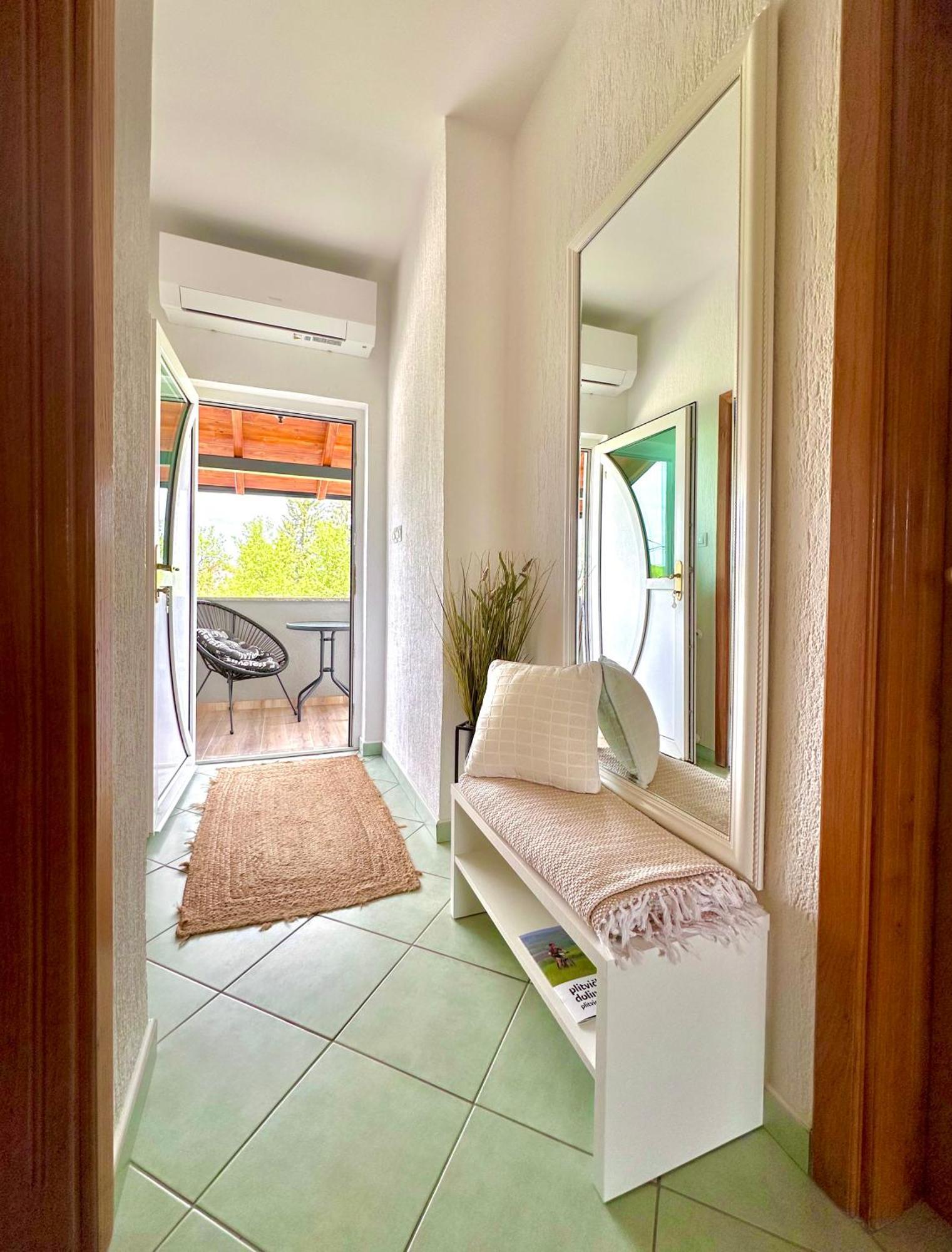 Apartments Sanja Rakovica Luaran gambar