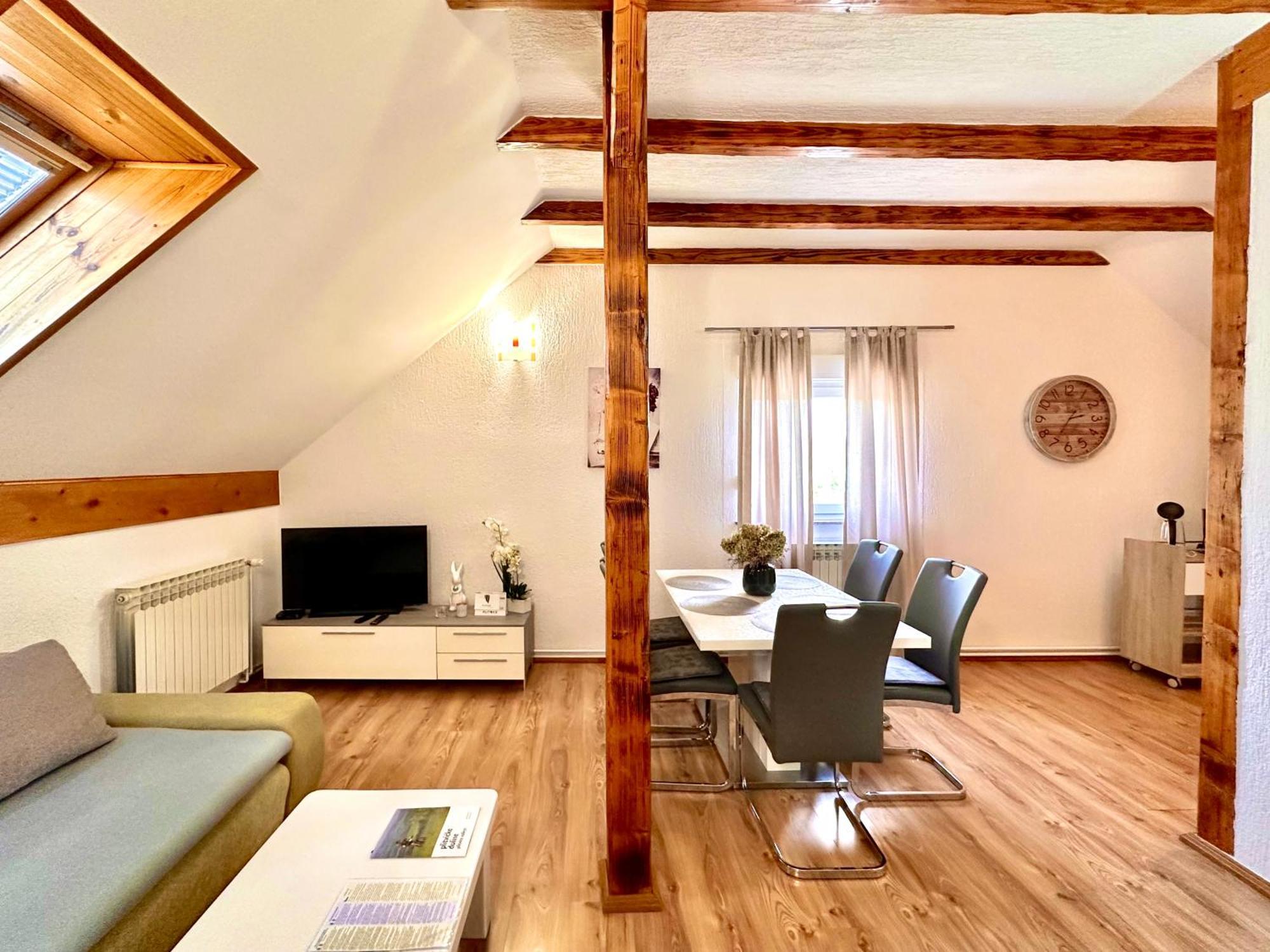Apartments Sanja Rakovica Luaran gambar