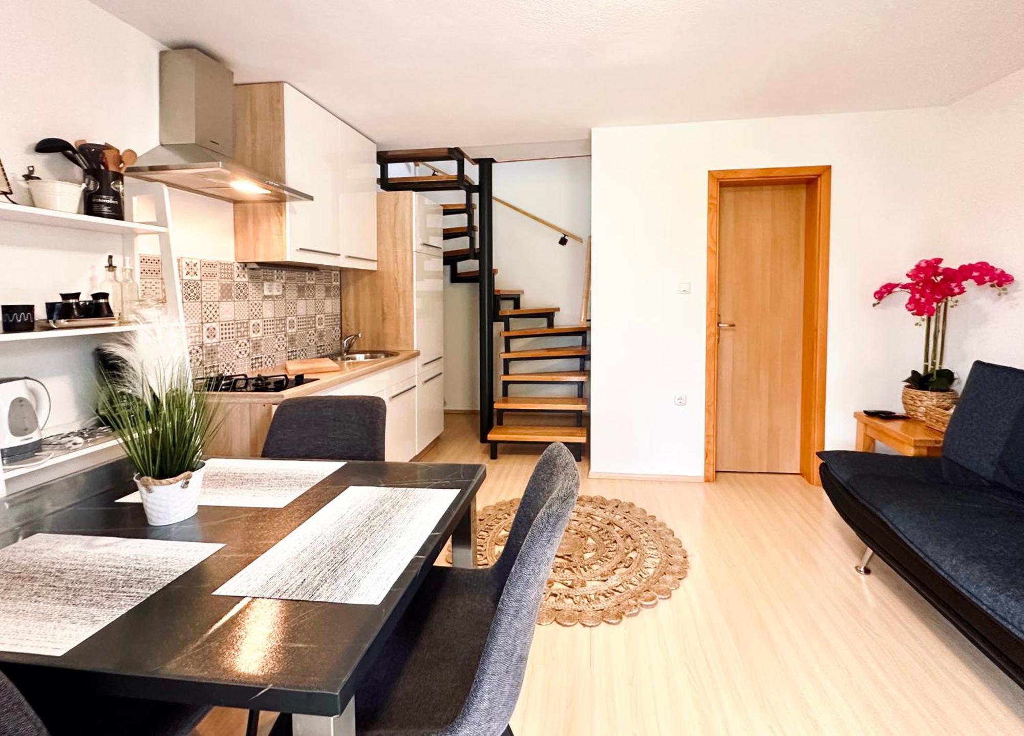 Apartments Sanja Rakovica Luaran gambar