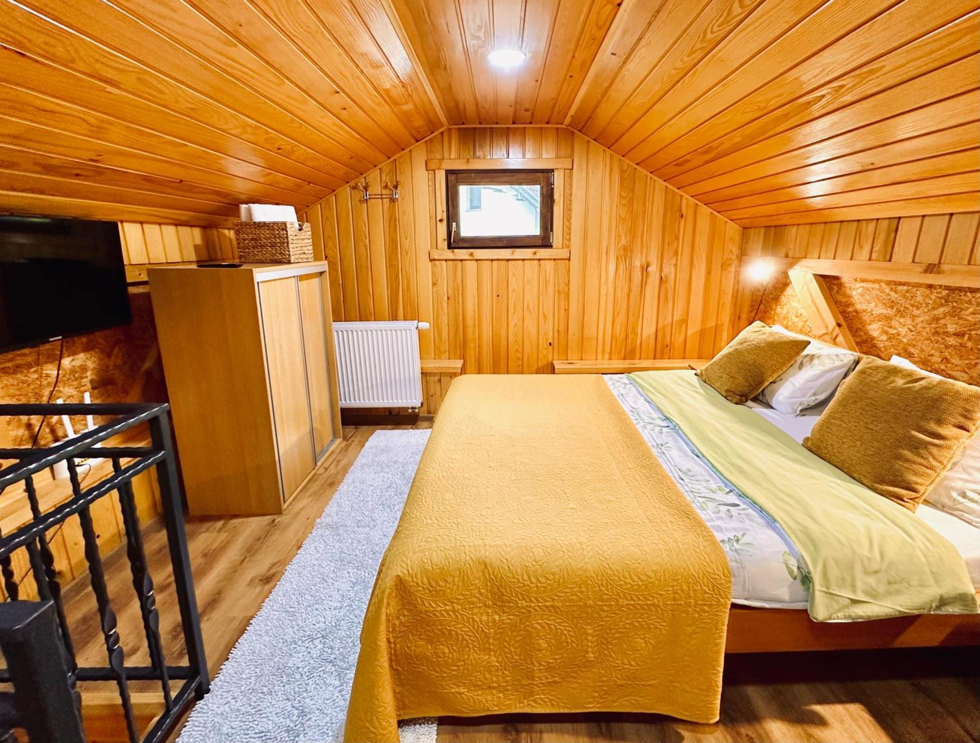 Apartments Sanja Rakovica Luaran gambar